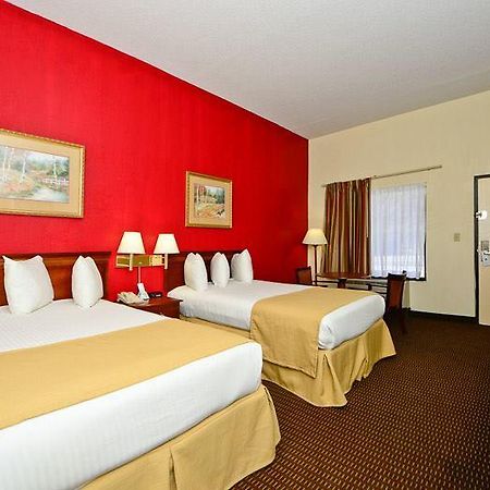 Manchester Heritage Inn & Suites Esterno foto